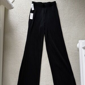 Babaton Black Pleated Elastic Waist Wide Leg Pants